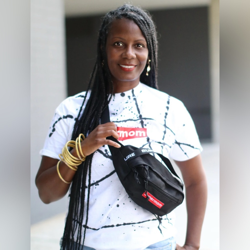 Supermom Culture Fanny Pack in black